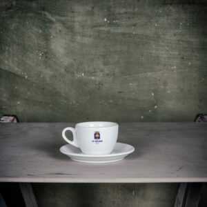 Koffiekopje met schotel